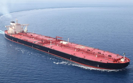 Nóng: Ông Trump vừa ‘ra tay’ để giảm áp lực lên dầu mỏ trong 60 ngày, thêm loạt mặt hàng cùng đón tin vui