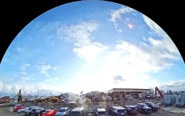 Video: Nổ thiên thạch 7 tấn giữa trời, dân Mỹ đổ xô tìm mảnh vỡ