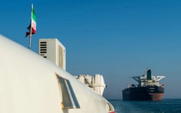 Mỹ bất ngờ tuyên bố có thể gỡ cấm vận với 140 triệu thùng dầu của Iran đang trôi nổi trên biển