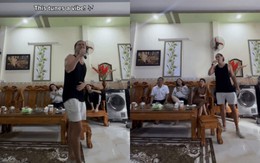 Đi giặt đồ ở Nha Trang, khách Tây bị chủ tiệm giữ lại bắt hát karaoke cả tiếng
