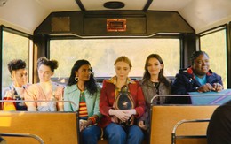 Xem phim Sex Education, tôi nhận ra mình đang thiếu hụt 1 kỹ năng quan trọng: Nó vô tình khiến cuộc sống mệt mỏi và cô đơn!