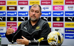 HLV Malaysia: “Việc bị xử thua tuyển Việt Nam khiến chúng tôi đau lòng”