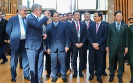 Thăm Tập đoàn khí đốt hàng đầu Nga, Thủ tướng hoan nghênh xây kho cảng LNG, nhà máy điện khí ở Việt Nam