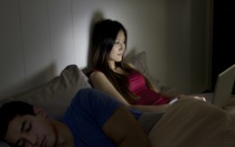 Tôi chủ động đưa tiền cho chồng nuôi bồ, 3 tháng sau anh ta mới biết thế nào là dại dột