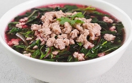 Những loại rau chứa canxi "siêu khủng", giúp xương chắc khỏe: Loại nào cũng "quen mặt", có nhiều ở chợ Việt