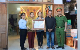 Truy tặng Huân chương Bảo vệ Tổ quốc cho Thiếu tá hy sinh khi truy bắt 'cát tặc'