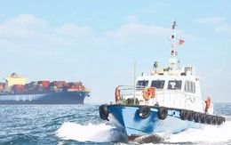 Tàu biển mang cờ Việt Nam được giảm phí vận tải