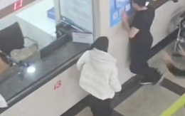 Ghen tuông vì bác sĩ nam khám cho vợ bầu, chồng đến đại náo bệnh viện, đòi "mai ly hôn" và húc đầu vào tường tự tử