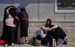 Chùm ảnh Trung Đông ngay lúc này: Hàng triệu người đang sống trong khói lửa và sợ hãi