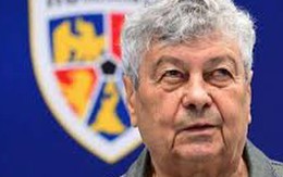 HLV Romania đột quỵ sau vòng play-off World Cup