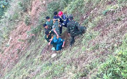 Xe tải lao xuống vực sâu ở Quảng Ngãi, 3 người thương vong