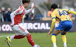 Hạ Mansfield Town, Arsenal nhọc nhằn vào tứ kết FA Cup