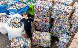 "Đế chế" ve chai của cậu bé 13 tuổi: Tái chế 1,5 triệu vỏ lon, gom về hơn nửa tỷ đồng