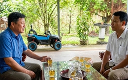 Phát hiện con gái yêu người làm nhà mình, tôi suy sụp vô cùng cho đến khi bố cậu ta xuất hiện: “Nó nói dối chị đấy”