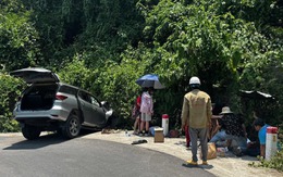 Ô tô lao xuống mương trên đèo Hòn Bà ở Khánh Hoà, 6 người thương vong