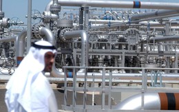 Thế giới đang lên 'cơn khát', quốc gia nắm trữ lượng 267 tỷ thùng dầu bất ngờ báo tin không vui