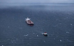 Từng thất bại chặn bắt tàu chở dầu tới Nga, quốc gia EU ra tuyên bố bất ngờ khi hàng chục tàu của Moscow đang hiện diện ở vùng biển nước này