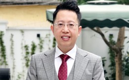 Căn biệt thự bề thế ở Hà Nội của Việt Khuê - con trai nhà Toán học nổi tiếng Việt Nam, cưới cô đồng nghiệp ở VTV