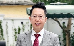 Việt Khuê - con trai nhà Toán học nổi tiếng Việt Nam: Cưới cô đồng nghiệp ở VTV, sống trong căn biệt thự bề thế