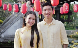 Chuyện gì xảy ra khi "sóng gió" bủa vây cặp đôi hot nhất, nhì làng bóng đá?