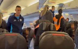 Cầu thủ bóng đá có pha 'tự huỷ' gây sốc: Đe doạ đánh bom máy bay khi bay cùng đội bóng, bị còng tay ngay tức khắc