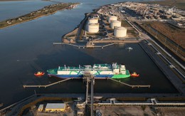 Tàu chở hơn 1 triệu tấn LNG đang chờ cập bến khắp thế giới, báo tin cực vui cho Mỹ