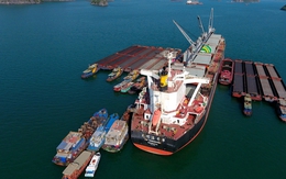 Tỉnh được ví như 'Việt Nam thu nhỏ' làm việc với đối tác Mỹ về 'siêu cảng' có thể đón tàu hơn 200.000 tấn