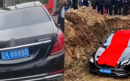 Chôn xe Mercedes biển số 8888 theo người quá cố, gia đình Trung Quốc gây bão dư luận
