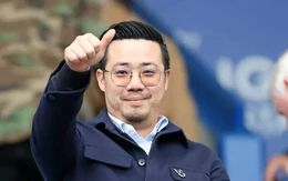 Tỷ phú Thái Lan 'đứng ngồi không yên' khi Leicester lâm nguy