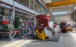 Phương Tây rút lui, Nga chỉ cần 2 năm để tìm lời giải: Đội tàu phá băng lớn nhất thế giới đón tin vui