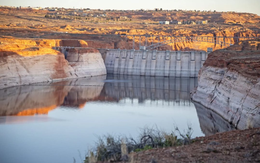 Thiếu điện, Mỹ xả lượng nước tương đương 50.000 bồn cầu cùng lúc để giải cứu 350.000 hộ gia đình