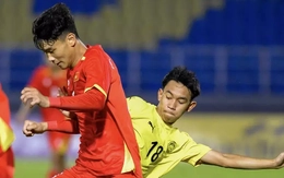 CĐV Malaysia: Chúng ta như gã học sinh đối đầu U17 Việt Nam