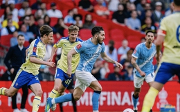 Man City lập kỷ lục, mơ kỳ tích