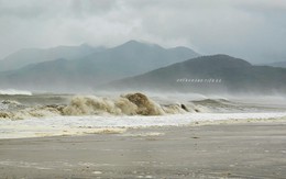 Nhóm nam sinh ở Gia lai đi tắm biển, 1 người bị sóng cuốn mất tích