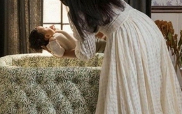 Gia đình chồng tôi nhiều đời không có con gái, tôi sinh con đầu là bé trai, họ vẫn vui, nhưng không quá ồn ào