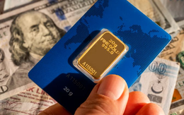 Giá vàng giảm mạnh nhất gần 13 năm, nhiều NHTW rục rịch đi bán, chuyên gia cảnh báo: Nhà đầu tư không nên làm theo, vì sao?