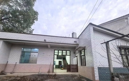 Về quê dịp Thanh Minh, nhìn căn nhà cũ của bố mẹ, tôi nhận ra: Có những thứ không cần mua mới vẫn đủ đầy