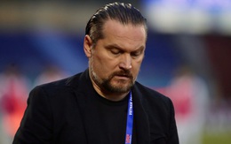 CLB V.League đề xuất "ưu ái" lạ lùng cho HLV châu Âu, VPF thẳng thừng từ chối!