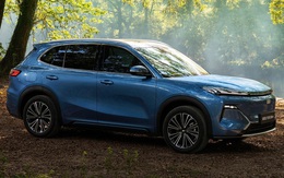 Xe Geely cán mốc 1.200 đơn đặt hàng sau 5 ngày ra mắt: Có mẫu chạy kỷ lục 1.800km với 1 lần sạc/đổ xăng