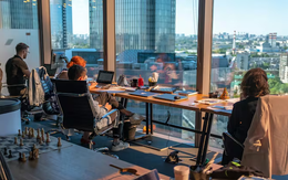 Công ty thưởng 52 triệu đồng/quý nếu nhân viên chịu đến văn phòng làm việc