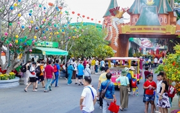 Tin rất vui: Hàng nghìn du khách đến TP.HCM sẽ được miễn phí dịch vụ này trong ngày 30/4 và nhận 10.000 phần quà đặc biệt dịp lễ