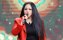 Nữ ca sĩ phải cầm bằng khen đi xin tiền nhà tài trợ: Làm 4 show cháy vé ở Đà Nẵng
