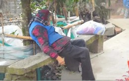 4 đứa con bất hiếu lần lượt đuổi mẹ già ra khỏi nhà, cụ bà chết cô độc giữa trời rét gây phẫn nộ