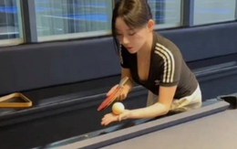 Chơi bida bằng vợt bóng bàn, hot girl bất ngờ viral vì quá "điệu nghệ"