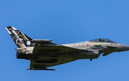 Áo điều tiêm kích Eurofighter Typhoon chặn 2 máy bay do thám của Mỹ