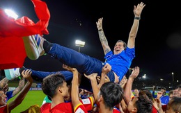 Báo Trung Quốc: “U17 Việt Nam đã tạo ra một đêm điên rồ!”