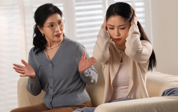 Chồng và mẹ chồng thường xuyên nói xấu tôi: Biết chuyện, tôi cao tay cho 2 mẹ con họ ngượng chín mặt