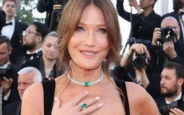 Cựu Đệ nhất phu nhân Pháp chiếm trọn thảm đỏ Cannes