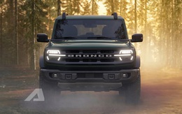 Ford nhá hàng 5 xe sắp ra mắt: Fiesta hồi sinh, Bronco mới, có cả xe xăng và điện, mang DNA của xe đua
