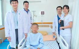 Tiến bộ y học: Mổ não bé trai 12 tuổi trong lúc bệnh nhi vẫn tỉnh táo